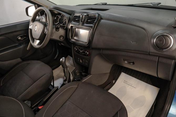 Renault Sandero II с пробегом 2017 года, цена 1 279 000 рублей, 176347 км, хэтчбек, Автокод Объявления