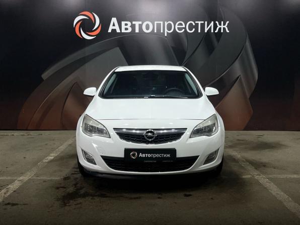 Opel Astra J с пробегом 2011 года, цена 580 000 рублей, 235350 км, хэтчбек, Автокод Объявления