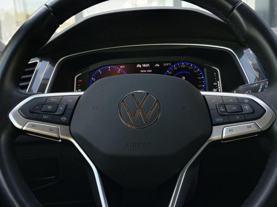 Volkswagen Tiguan II Рестайлинг Москва  - изображение 14