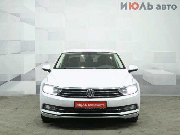 Volkswagen Passat B8 с пробегом 2015 года, цена 1 750 000 рублей, 150636 км, седан, Автокод Объявления