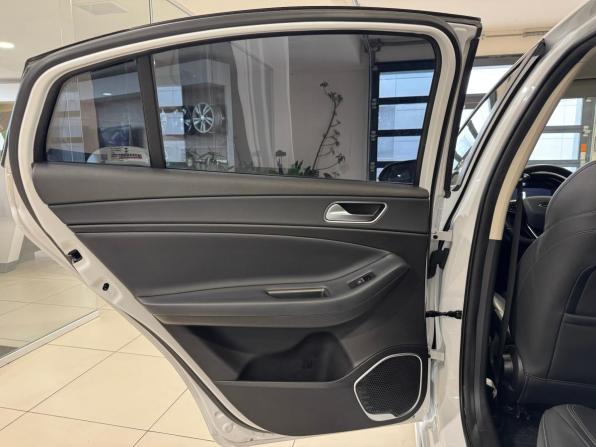 Omoda S5 с пробегом 2024 года, цена 1 380 000 рублей, 60977 км, седан, Автокод Объявления