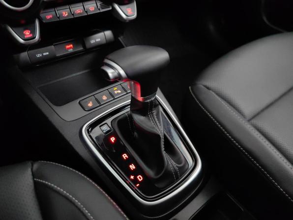 Kia Rio IV Рестайлинг с пробегом 2021 года, цена 2 084 000 рублей, 34000 км, хэтчбек, Автокод Объявления