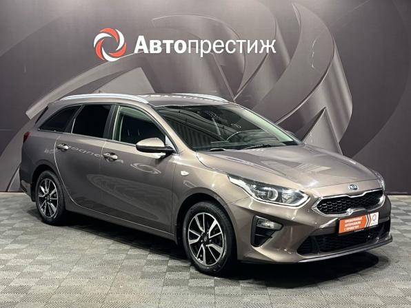 Kia Ceed III с пробегом 2019 года, цена 1 630 000 рублей, 106658 км, универсал, Автокод Объявления