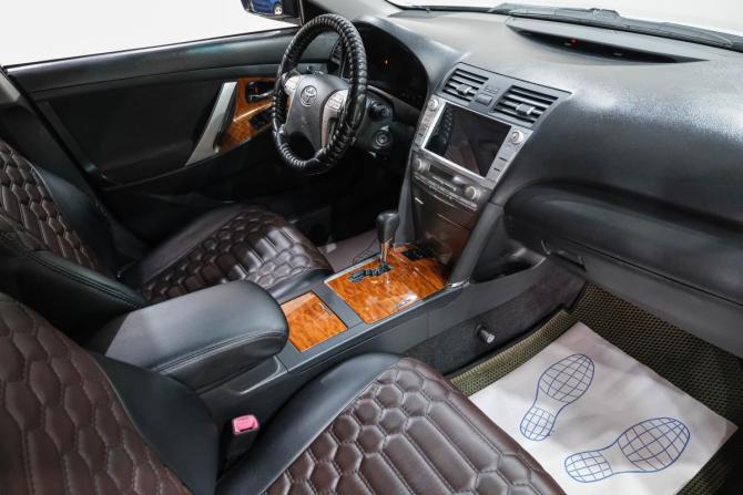 Toyota Camry VI (XV40) Рестайлинг с пробегом 2011 года, цена 1 569 000 рублей, 198000 км, седан, Автокод Объявления
