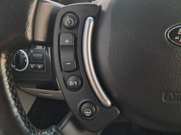 Land Rover Range Rover III Рестайлинг с пробегом 2006 года, цена 898 000 рублей, 256227 км, внедорожник, Автокод Объявления