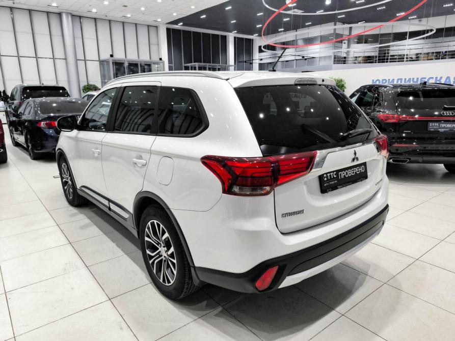 Mitsubishi Outlander III Рестайлинг 2 Казань  - изображение 8