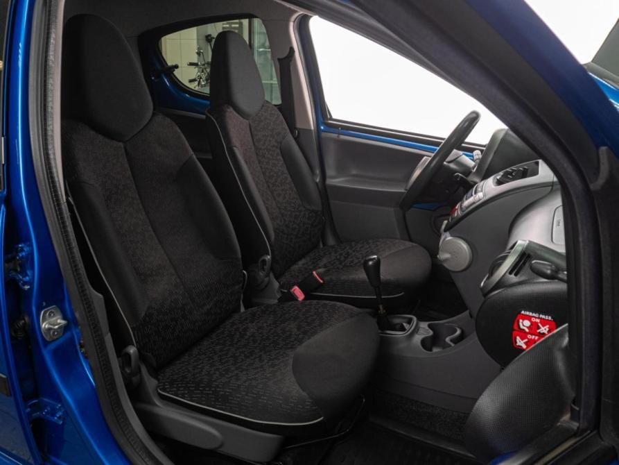 Peugeot 107 I Тюмень  - изображение 8