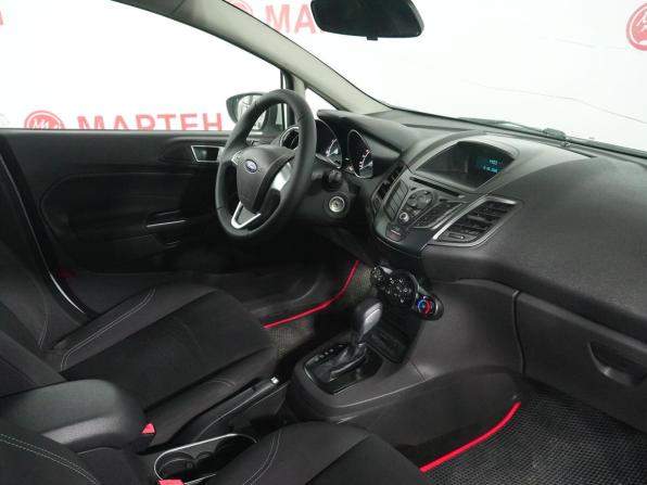 Ford Fiesta Mk6 Рестайлинг с пробегом 2015 года, цена 579 000 рублей, 189265 км, седан, Автокод Объявления