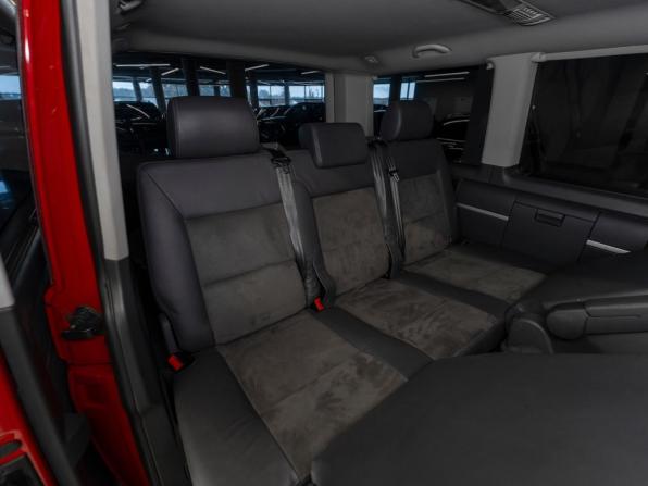 Volkswagen Multivan T5 Рестайлинг с пробегом 2015 года, цена 2 680 000 рублей, 197980 км, минивэн, Автокод Объявления
