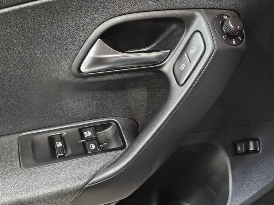 Volkswagen Polo V Рестайлинг Вологда  - изображение 14