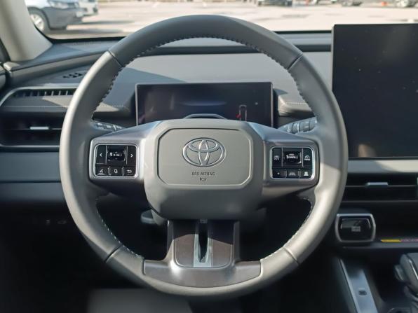 Toyota RAV4 VI (XA60) с пробегом 2025 года, цена 4 989 000 рублей, 10 км, внедорожник, Автокод Объявления