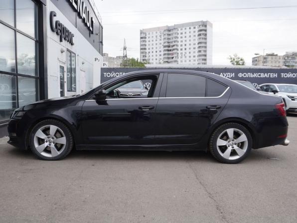 Skoda Octavia III (A7) Рестайлинг с пробегом 2018 года, цена 1 663 000 рублей, 243732 км, лифтбек, Автокод Объявления