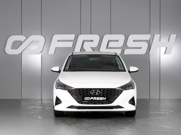 Hyundai Solaris II Рестайлинг с пробегом 2022 года, цена 1 939 000 рублей, 81966 км, седан, Автокод Объявления