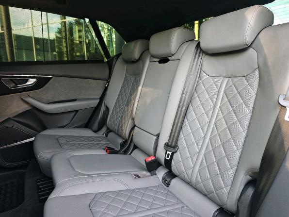 Audi Q8 I (4M) с пробегом 2020 года, цена 6 300 000 рублей, 113833 км, внедорожник, Автокод Объявления