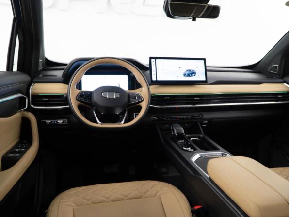 Geely Haoyue L I с пробегом 2023 года, цена 3 099 050 рублей, 10840 км, внедорожник, Автокод Объявления