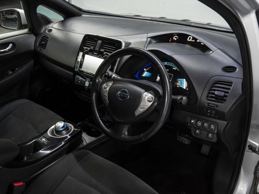Nissan Leaf I (ZE0/AZE0) Тюмень  - изображение 10