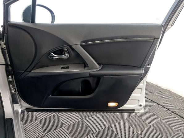 Toyota Avensis III с пробегом 2011 года, цена 1 080 000 рублей, 274205 км, седан, Автокод Объявления