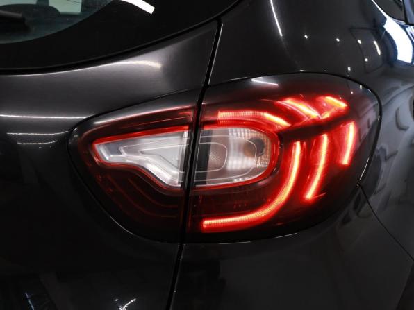Renault Kaptur I с пробегом 2017 года, цена 1 380 000 рублей, 161575 км, внедорожник, Автокод Объявления