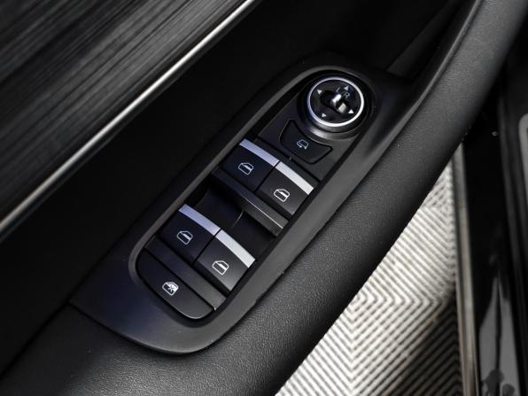 Chery Tiggo 7 Pro Max I с пробегом 2023 года, цена 1 798 900 рублей, 30261 км, внедорожник, Автокод Объявления
