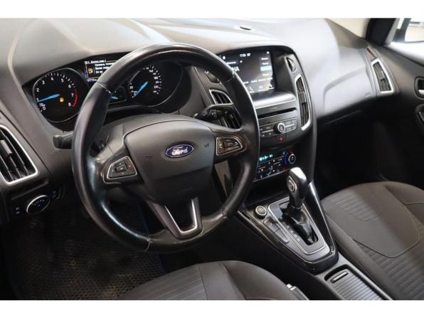 Ford Focus III Рестайлинг с пробегом 2017 года, цена 1 238 000 рублей, 127710 км, седан, Автокод Объявления
