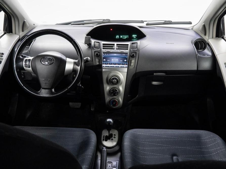 Toyota Yaris II Тюмень  - изображение 17
