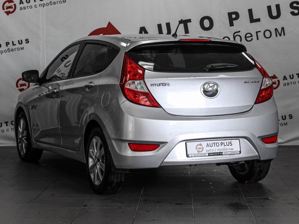 Hyundai Solaris I с пробегом 2013 года, цена 779 000 рублей, 167107 км, хэтчбек, Автокод Объявления