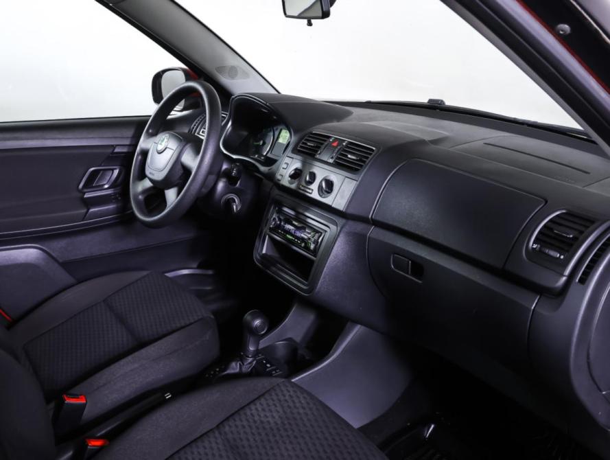 Skoda Fabia II Рестайлинг Москва  - изображение 12