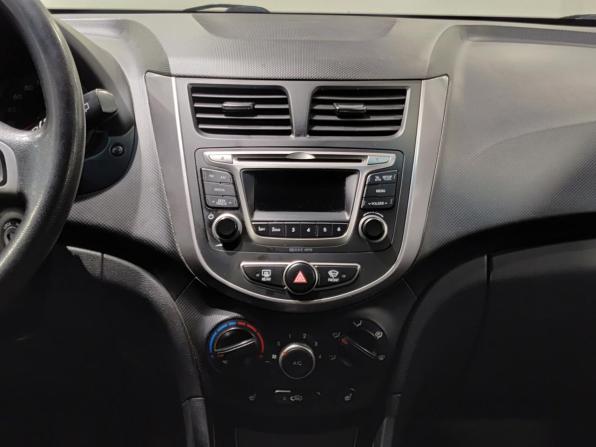 Hyundai Solaris I Рестайлинг с пробегом 2014 года, цена 773 150 рублей, 192472 км, хэтчбек, Автокод Объявления