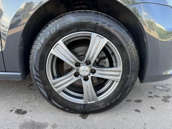 Volkswagen Polo V Рестайлинг с пробегом 2018 года, цена 895 000 рублей, 209302 км, седан, Автокод Объявления