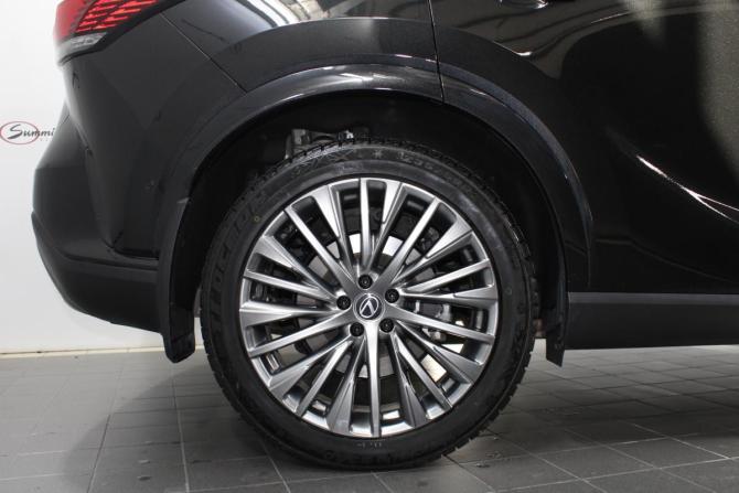 Lexus RX V с пробегом 2023 года, цена 9 900 000 рублей, 42150 км, внедорожник, Автокод Объявления