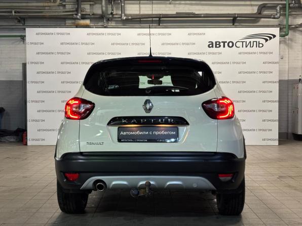 Renault Kaptur I с пробегом 2019 года, цена 1 359 000 рублей, 121241 км, внедорожник, Автокод Объявления