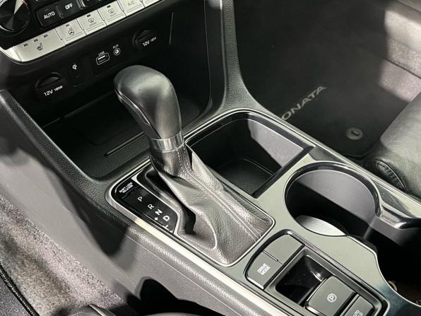 Hyundai Sonata VII (LF) Рестайлинг с пробегом 2019 года, цена 1 350 000 рублей, 84092 км, седан, Автокод Объявления