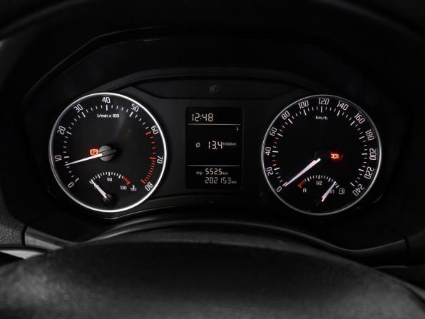 Skoda Octavia II (A5) Рестайлинг с пробегом 2011 года, цена 699 000 рублей, 282152 км, лифтбек, Автокод Объявления