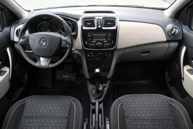 Renault Logan II с пробегом 2015 года, цена 849 000 рублей, 152674 км, седан, Автокод Объявления