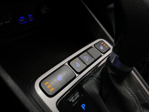 Hyundai Creta I с пробегом 2016 года, цена 1 550 000 рублей, 176100 км, внедорожник, Автокод Объявления