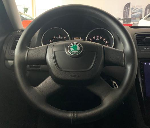 Skoda Yeti I с пробегом 2013 года, цена 935 000 рублей, 199296 км, внедорожник, Автокод Объявления