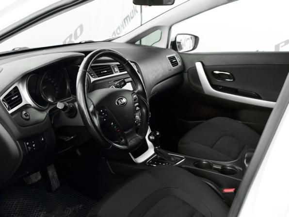 Kia Ceed II Рестайлинг с пробегом 2018 года, цена 1 360 000 рублей, 146441 км, универсал, Автокод Объявления