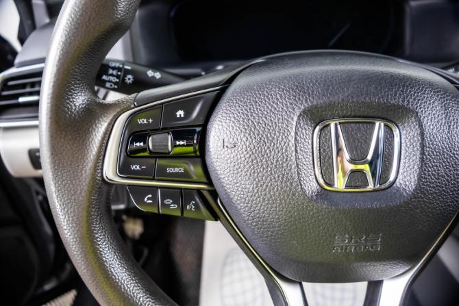 Honda Accord X с пробегом 2019 года, цена 1 999 000 рублей, 162452 км, седан, Автокод Объявления