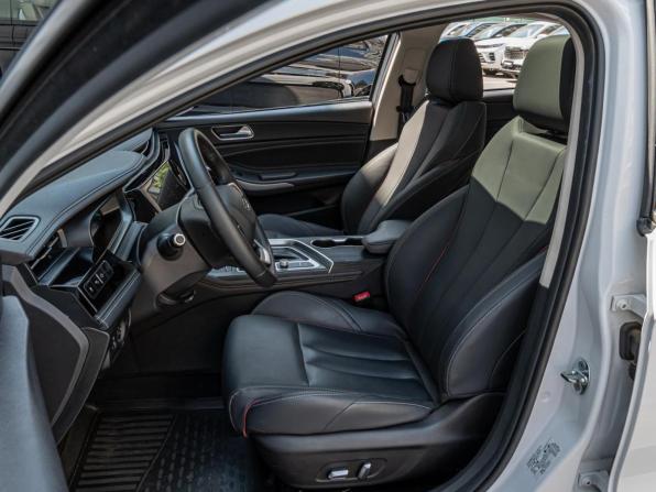 Omoda S5 с пробегом 2023 года, цена 1 690 000 рублей, 12190 км, седан, Автокод Объявления