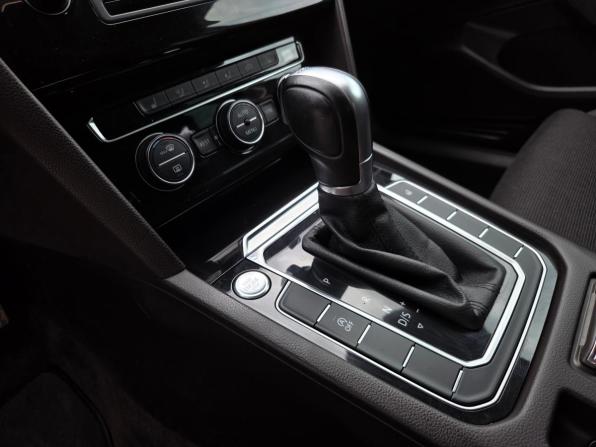 Volkswagen Passat B8 с пробегом 2016 года, цена 1 832 000 рублей, 148000 км, седан, Автокод Объявления