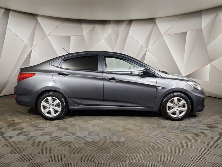 Hyundai Solaris I Москва  - изображение 6