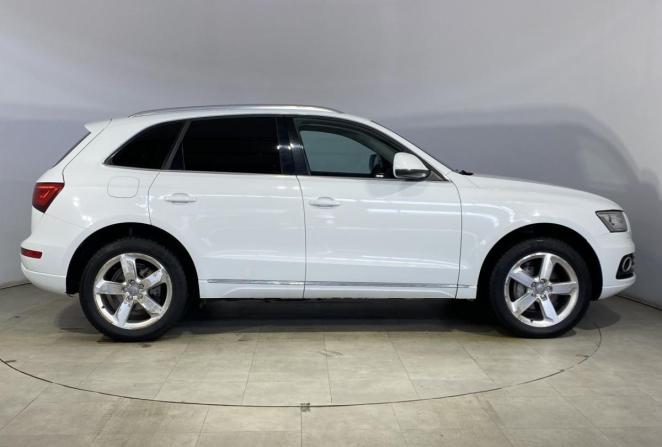 Audi Q5 I (8R) Рестайлинг с пробегом 2012 года, цена 1 800 000 рублей, 251269 км, внедорожник, Автокод Объявления