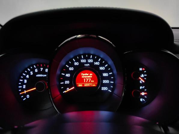 Kia Rio III с пробегом 2015 года, цена 935 000 рублей, 65970 км, хэтчбек, Автокод Объявления