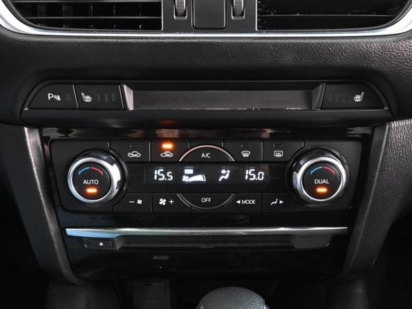 Mazda 6 III (GJ) Рестайлинг с пробегом 2015 года, цена 1 669 000 рублей, 184743 км, седан, Автокод Объявления