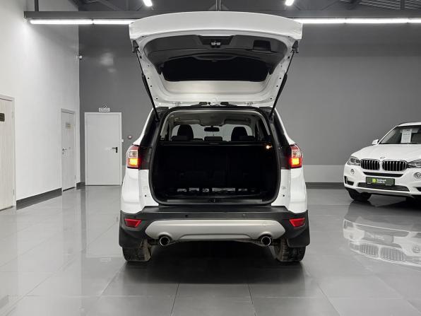 Ford Kuga II Рестайлинг с пробегом 2019 года, цена 1 630 000 рублей, 142864 км, внедорожник, Автокод Объявления