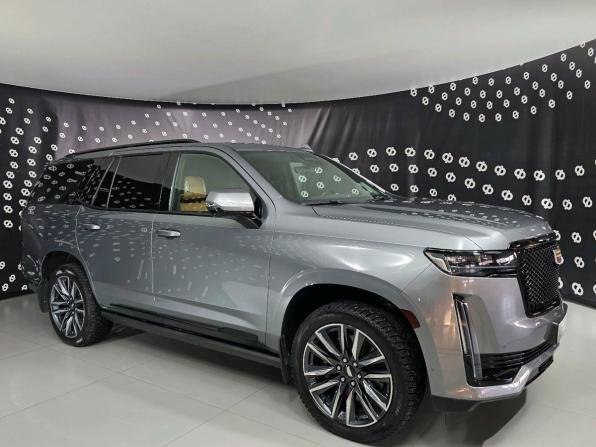 Cadillac Escalade V с пробегом 2022 года, цена 11 499 000 рублей, 38137 км, внедорожник, Автокод Объявления