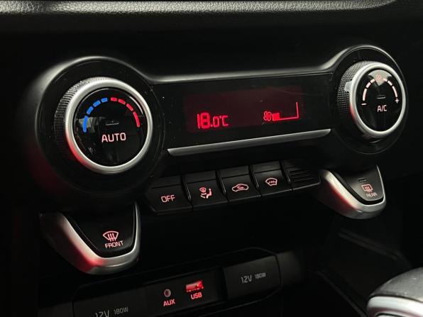 Kia Rio IV с пробегом 2017 года, цена 1 099 000 рублей, 133181 км, седан, Автокод Объявления