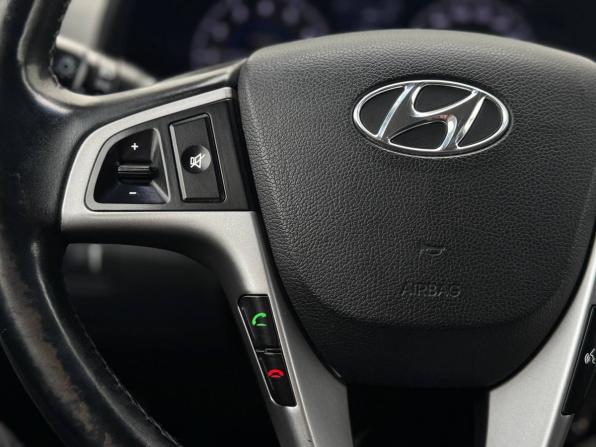 Hyundai Solaris I Рестайлинг с пробегом 2015 года, цена 989 000 рублей, 168324 км, седан, Автокод Объявления