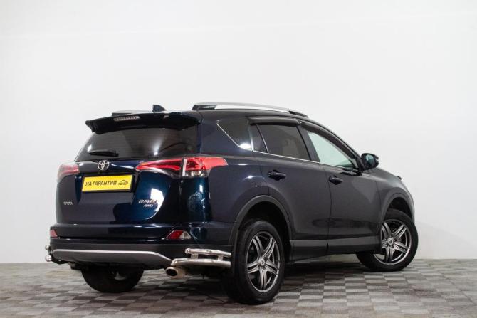 Toyota RAV4 IV (XA40) Рестайлинг с пробегом 2018 года, цена 2 749 000 рублей, 135000 км, внедорожник, Автокод Объявления
