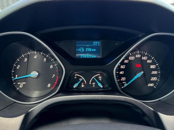 Ford Focus III с пробегом 2012 года, цена 999 000 рублей, 234331 км, седан, Автокод Объявления